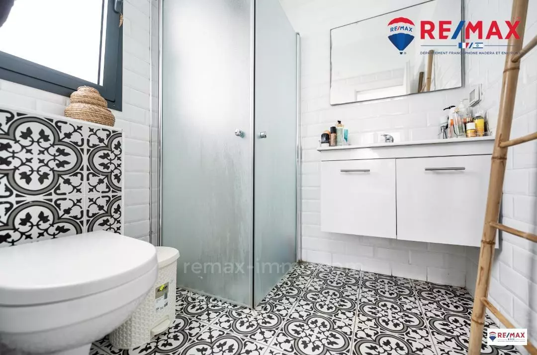 Apartment 5 rooms Hadera City center 379-IBL-375