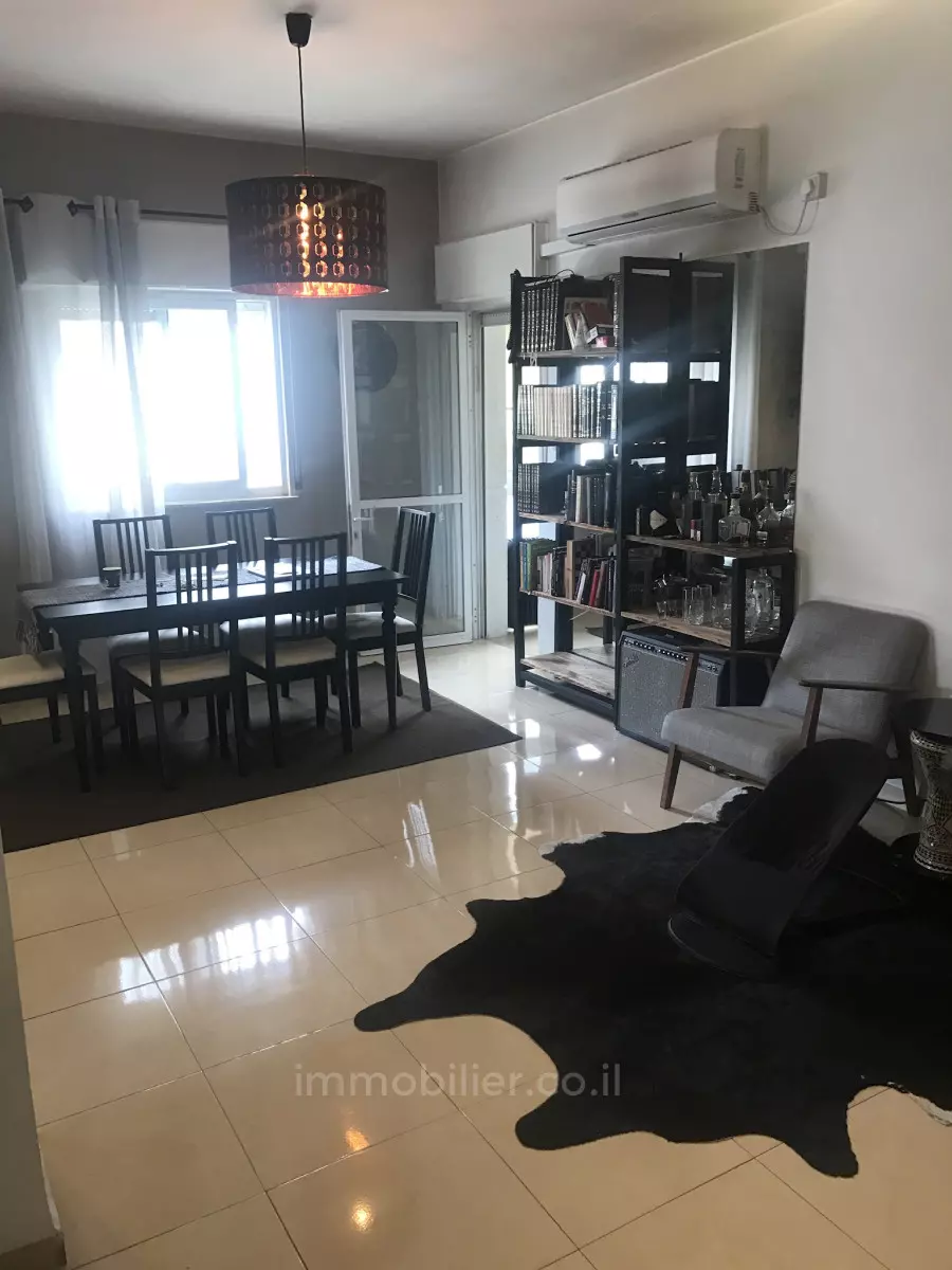 Apartment 3 rooms Jerusalem Rehavia 424-IBL-281