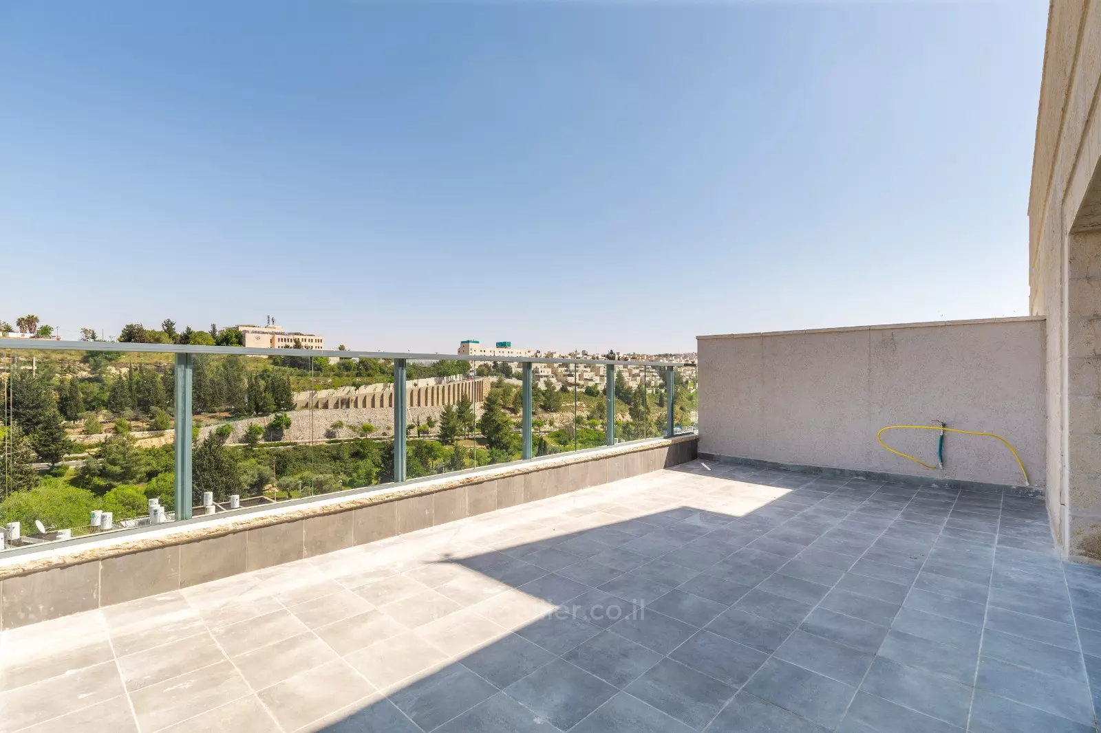 Penthouse 4 rooms Jerusalem Kiryat Yovel 424-IBL-296