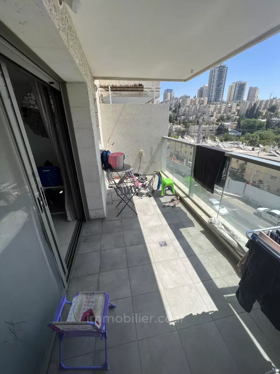 Apartment 4 rooms Jerusalem Kiryat Yovel 424-IBL-308