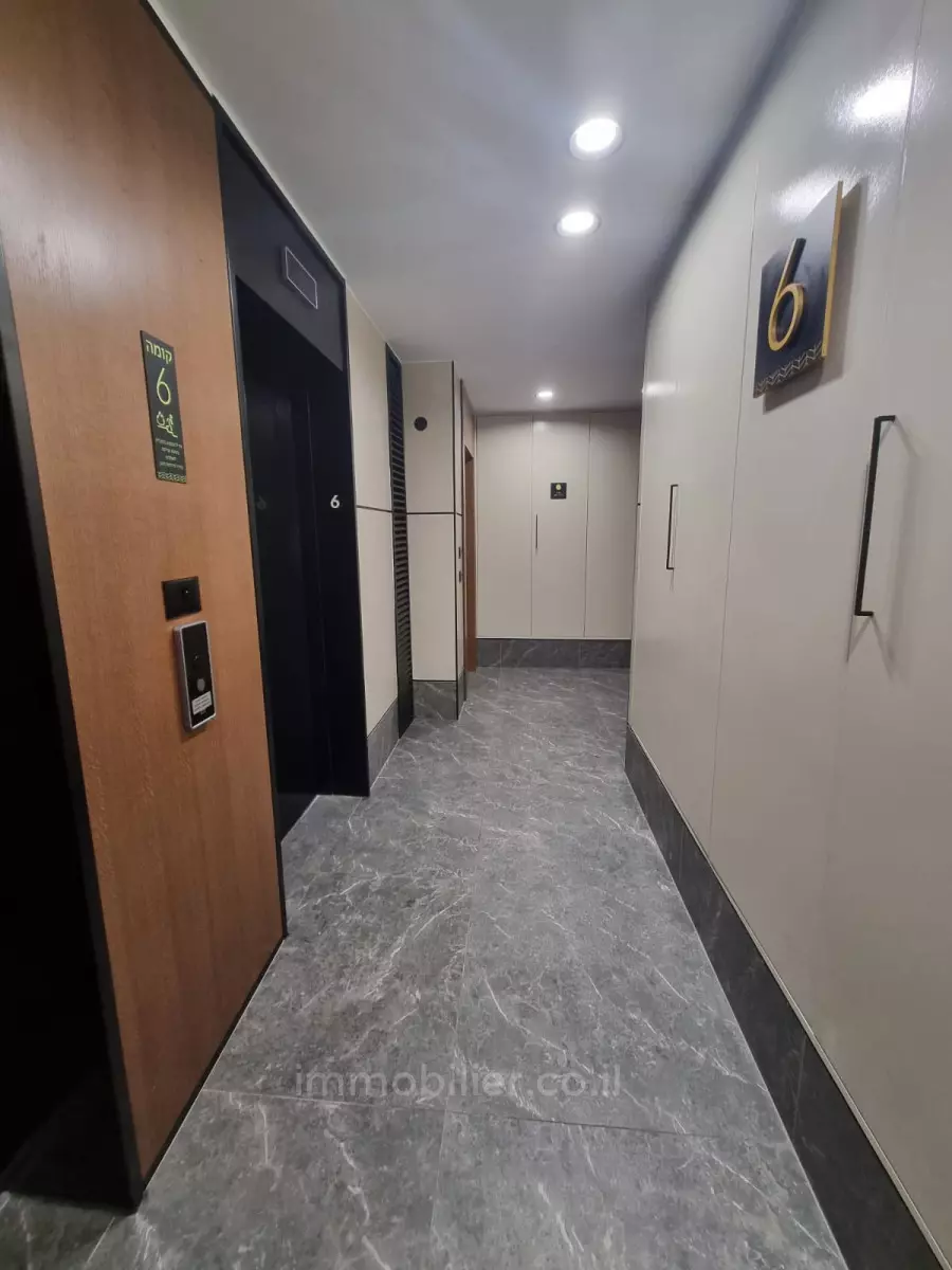 Apartment 4 rooms Jerusalem City center 424-IBL-316