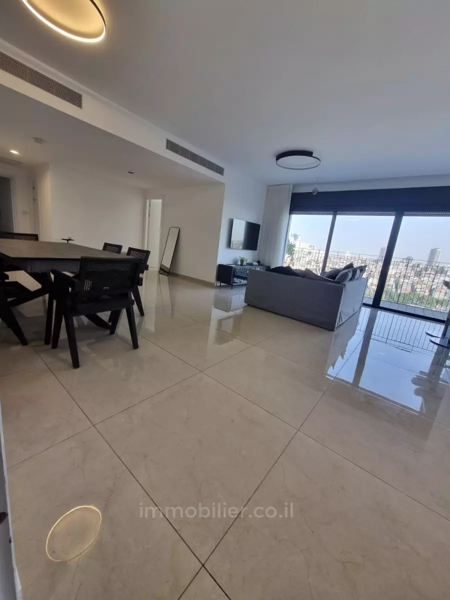 Apartment 4 rooms Jerusalem City center 424-IBL-316