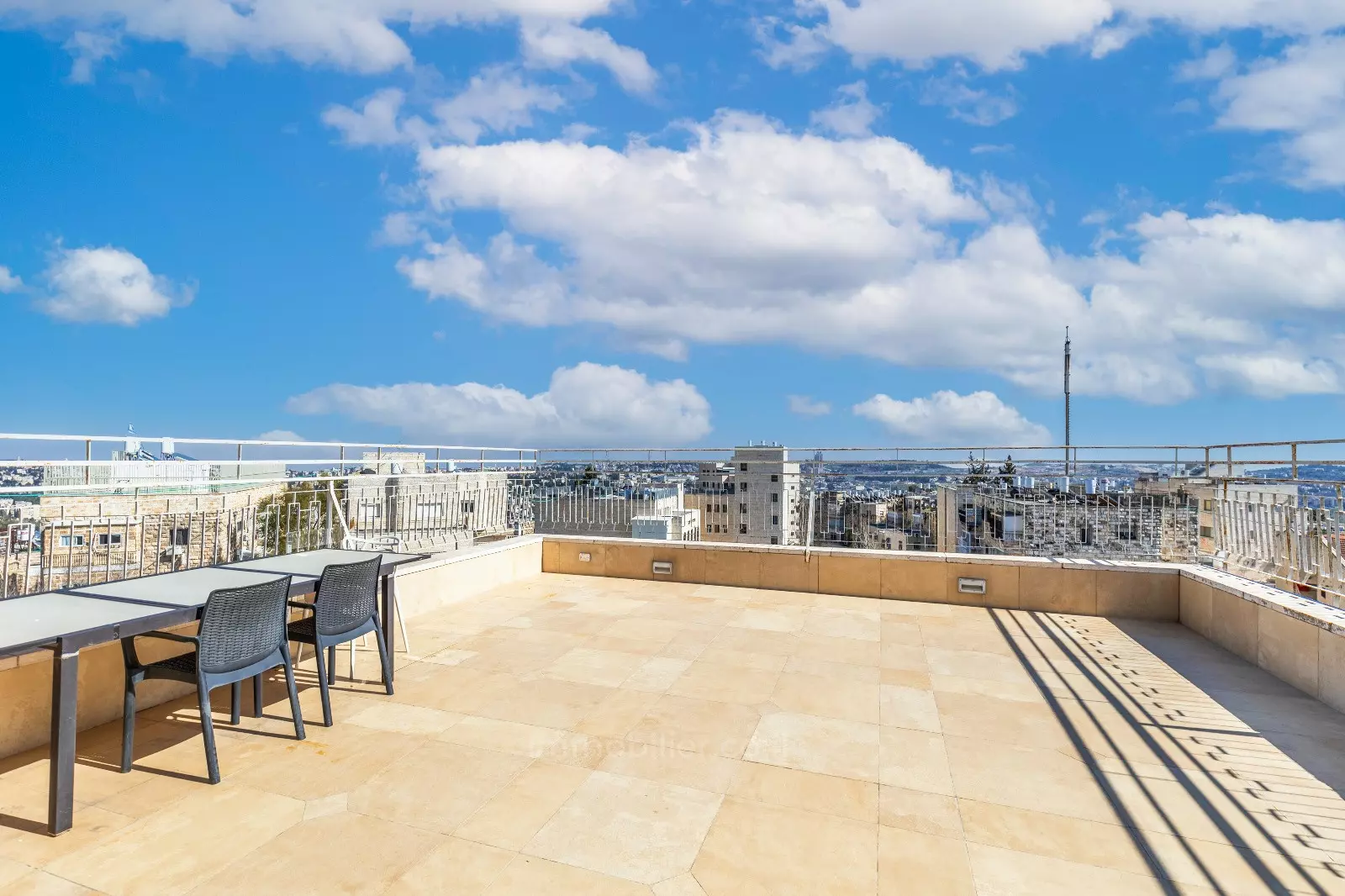 Penthouse 5 rooms Jerusalem Beit Vagan 424-IBL-331