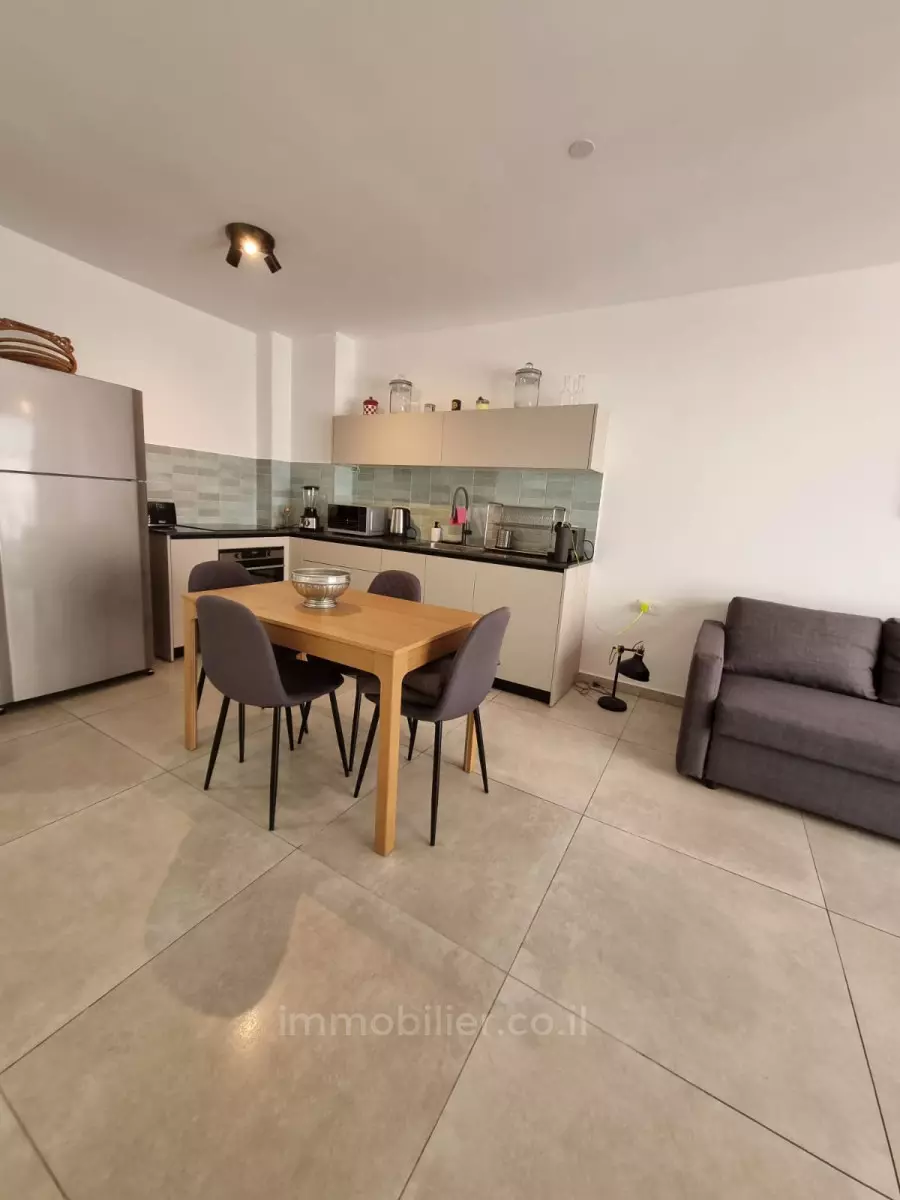 Apartment 2 rooms Jerusalem City center 424-IBL-335