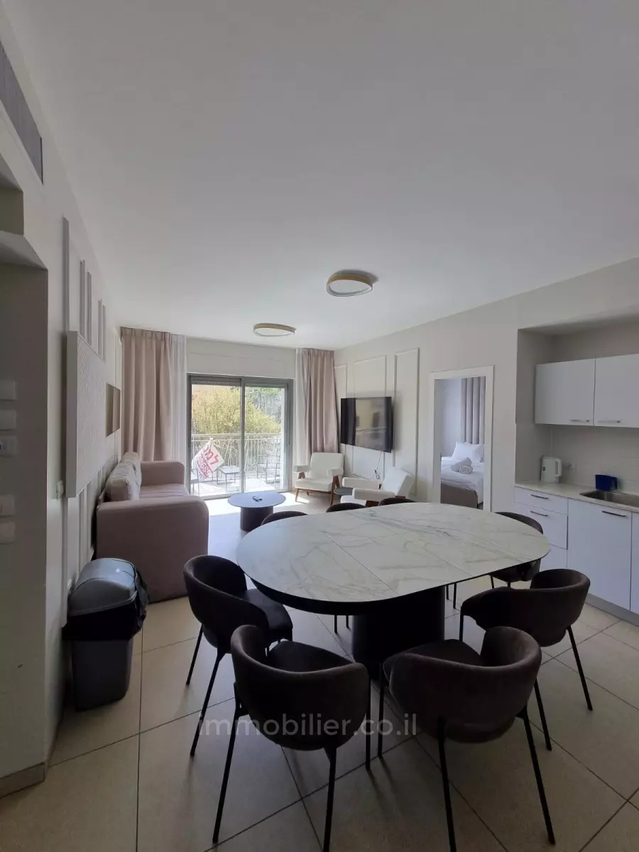 Apartment 3 Rooms Jerusalem City center 424-IBL-337