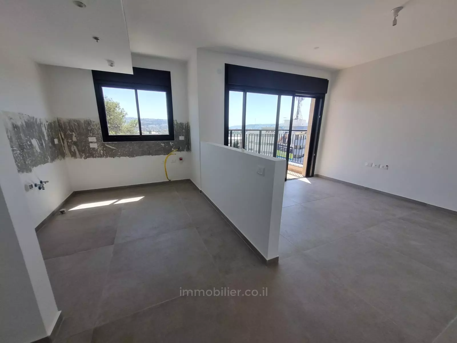 Apartment 3 Rooms Jerusalem Makor Haim 424-IBL-346