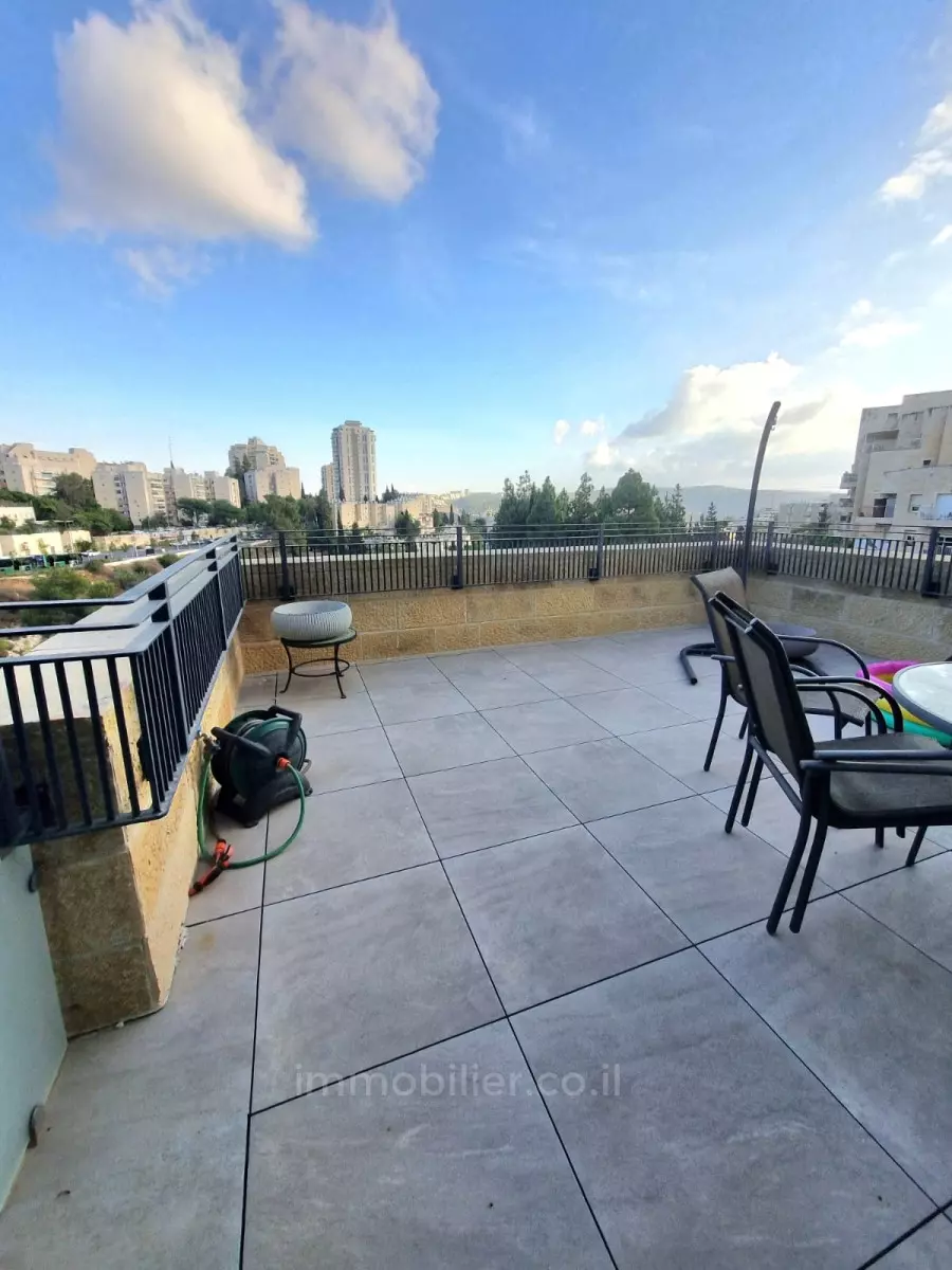 Penthouse 4 Rooms Jerusalem Ramat Denia 424-IBL-350