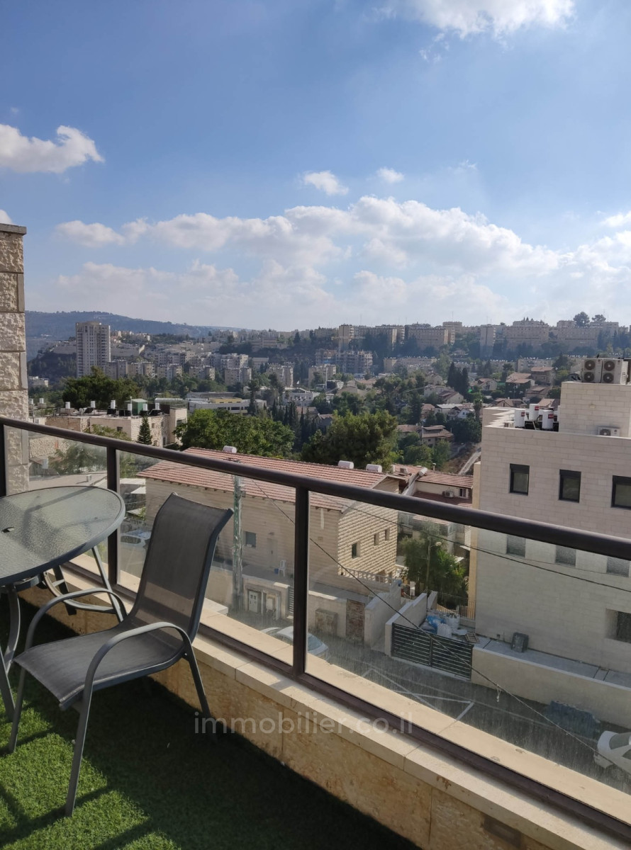 Duplex 4 Rooms Jerusalem Kiryat Yovel 427-IBL-577