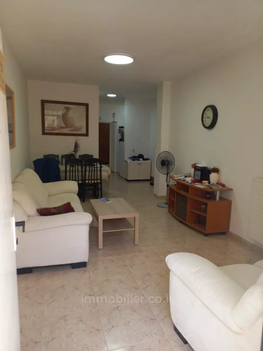 Apartment 3.5 rooms Jerusalem Beit Vagan 427-IBL-592