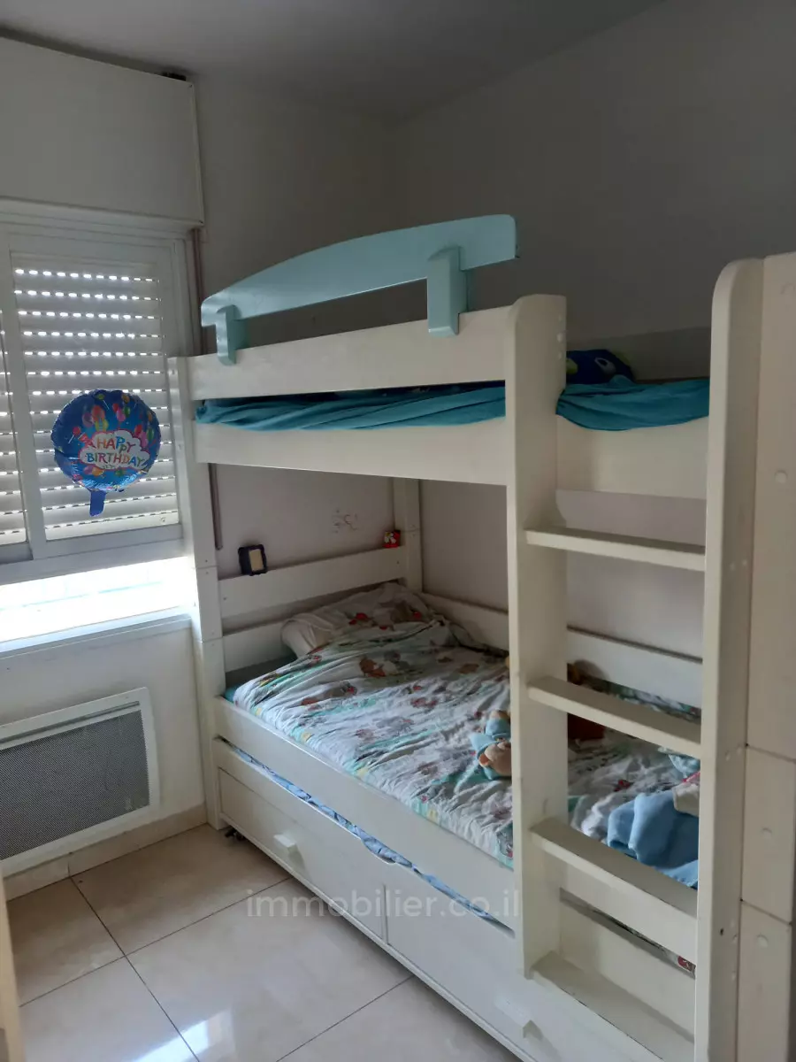 Apartment 4 rooms Jerusalem Ramat Sharet 427-IBL-603