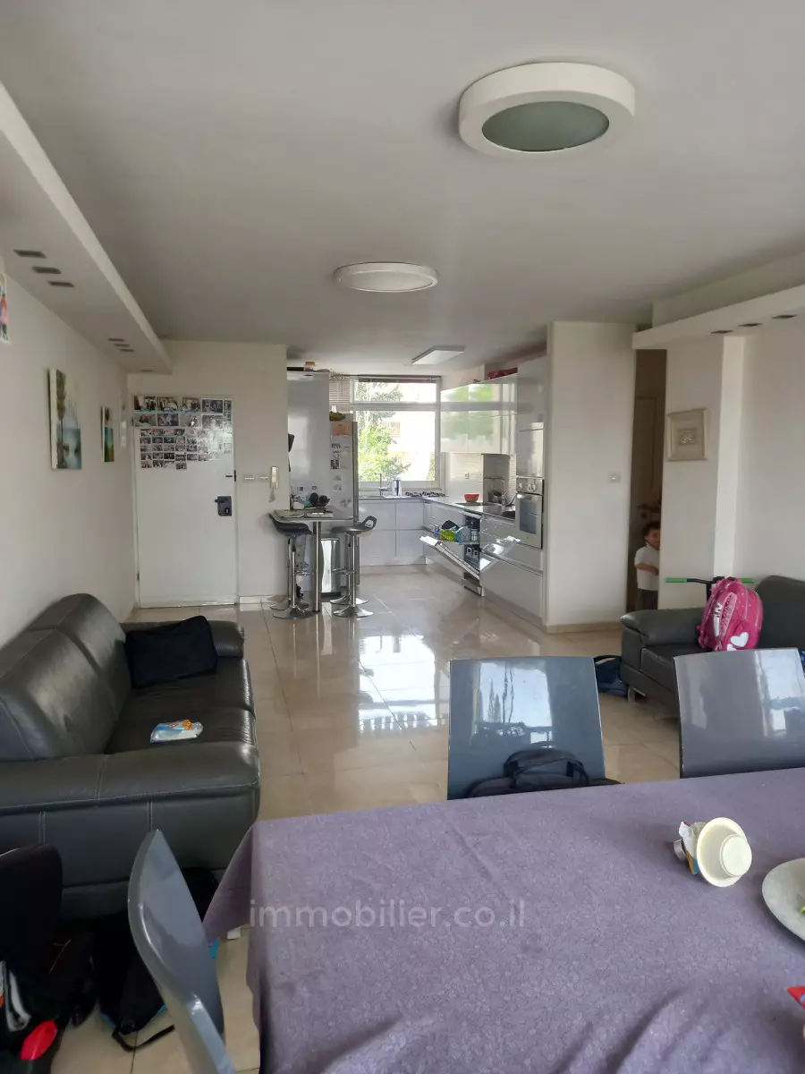 Apartment 4 rooms Jerusalem Ramat Sharet 427-IBL-603