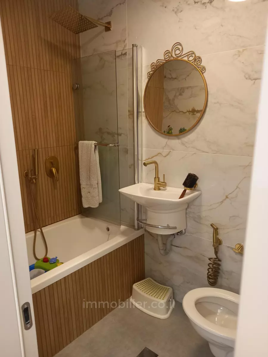 Apartment 3 Rooms Jerusalem Beit Vagan 427-IBL-637