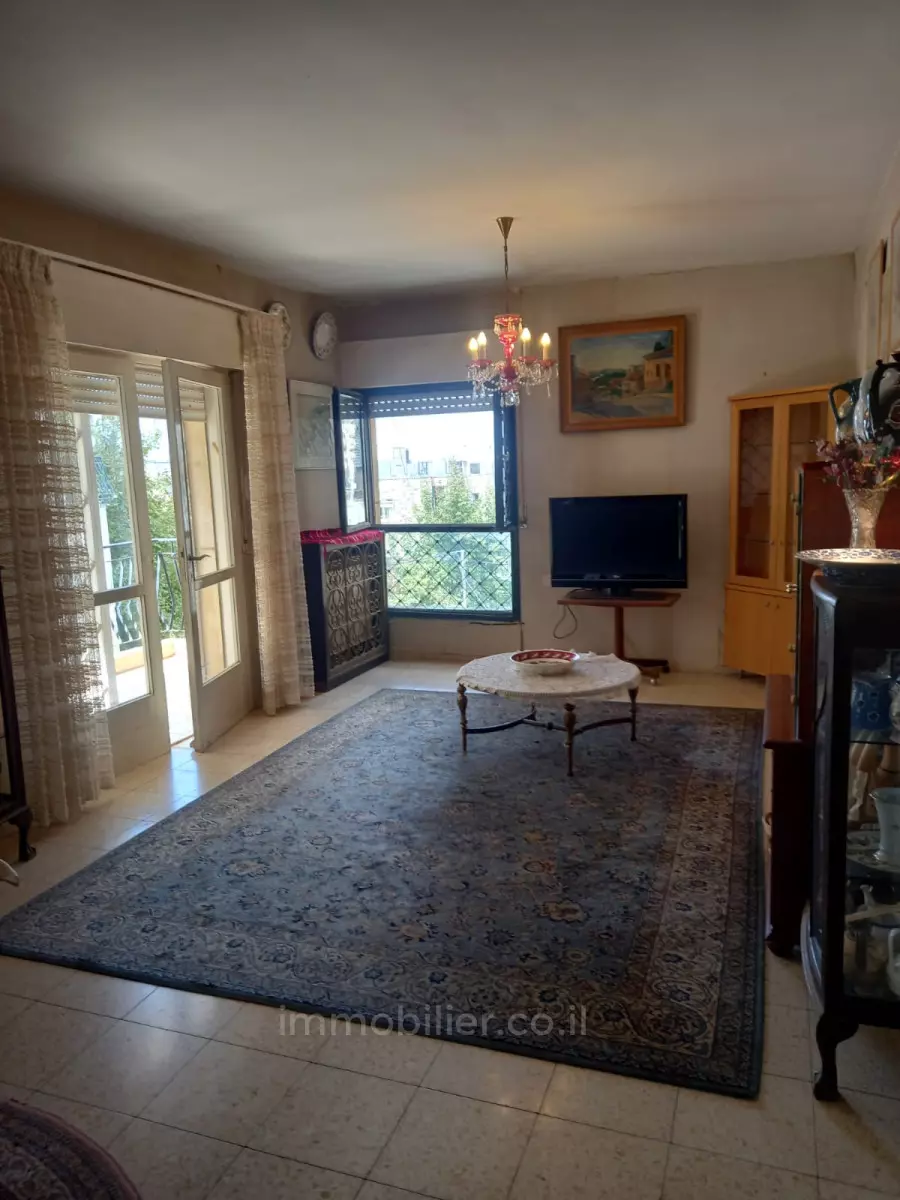 Apartment 5.5 Rooms Jerusalem Beit Vagan 427-IBL-646