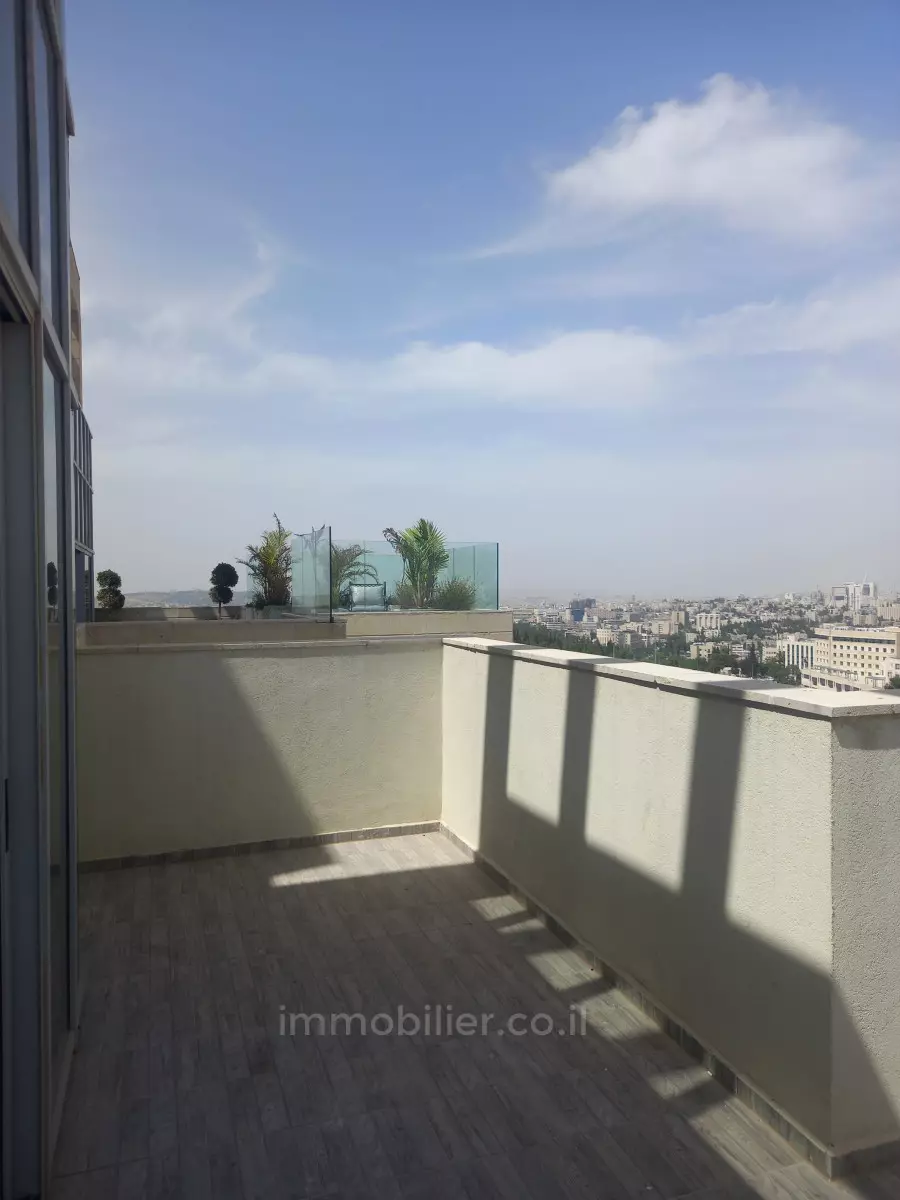 Penthouse 5 rooms Jerusalem Beit Vagan 427-IBL-648