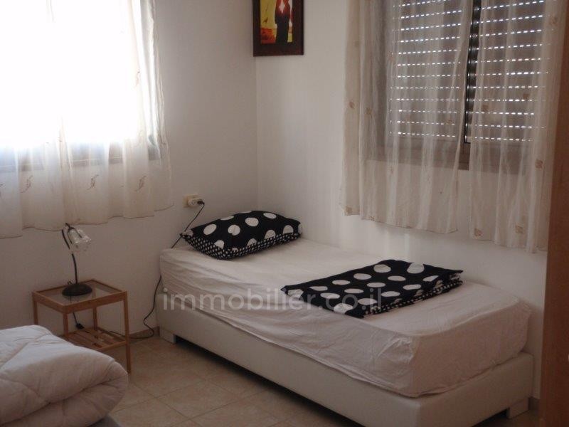 Apartment 4 Rooms Netanya Kikar 457-IBL-1005