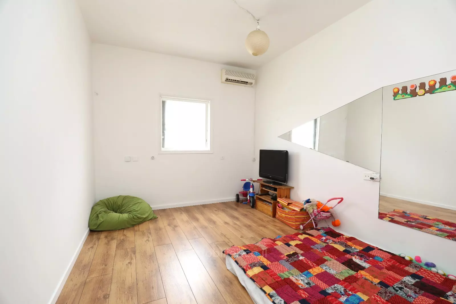 Apartment 4 rooms Tel Aviv Bavli 457-IBL-1035