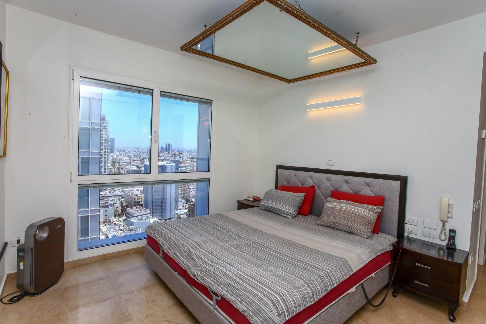 Apartment 4 Rooms Tel Aviv First sea line 457-IBL-1113