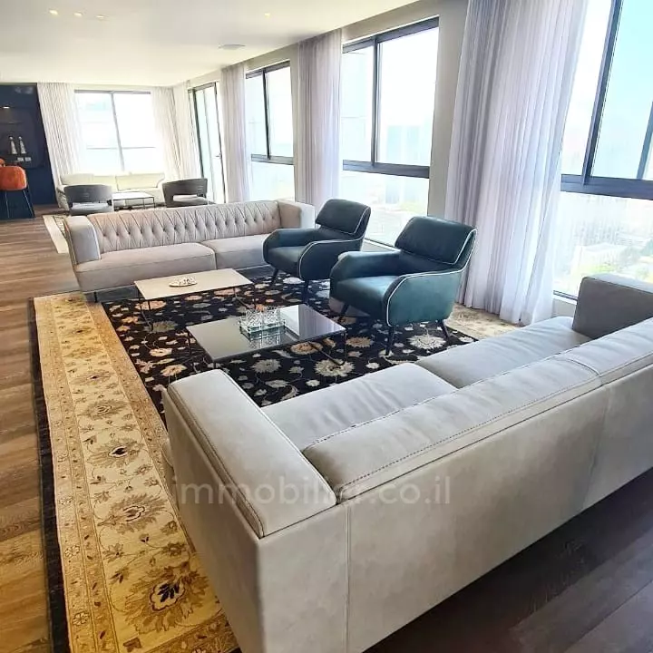 Apartment 5 rooms Tel Aviv Sarona 457-IBL-1122