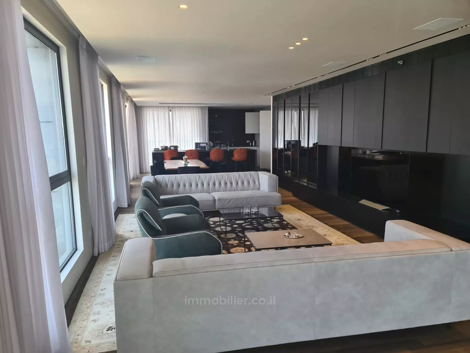 Apartment 5 rooms Tel Aviv Sarona 457-IBL-1122