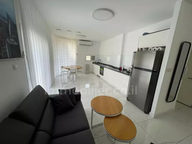 Rent Apartment Tel Aviv