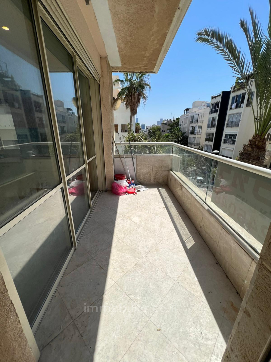 Apartment 4 Rooms Tel Aviv City center 457-IBL-1137