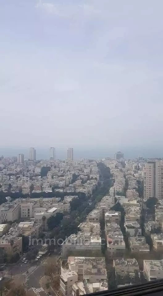 Apartment 5.5 rooms Tel Aviv City center 457-IBL-1147