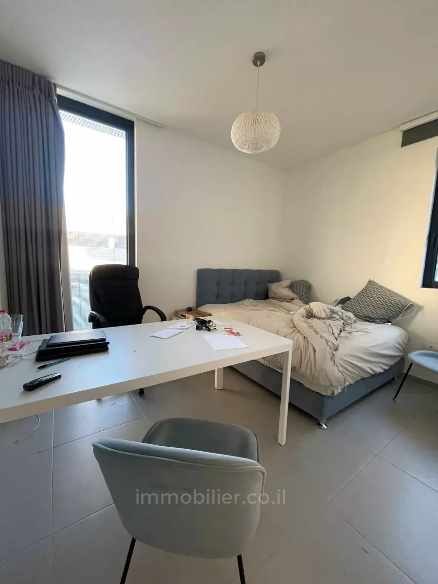 Apartment 4 rooms Tel Aviv City center 457-IBL-1151