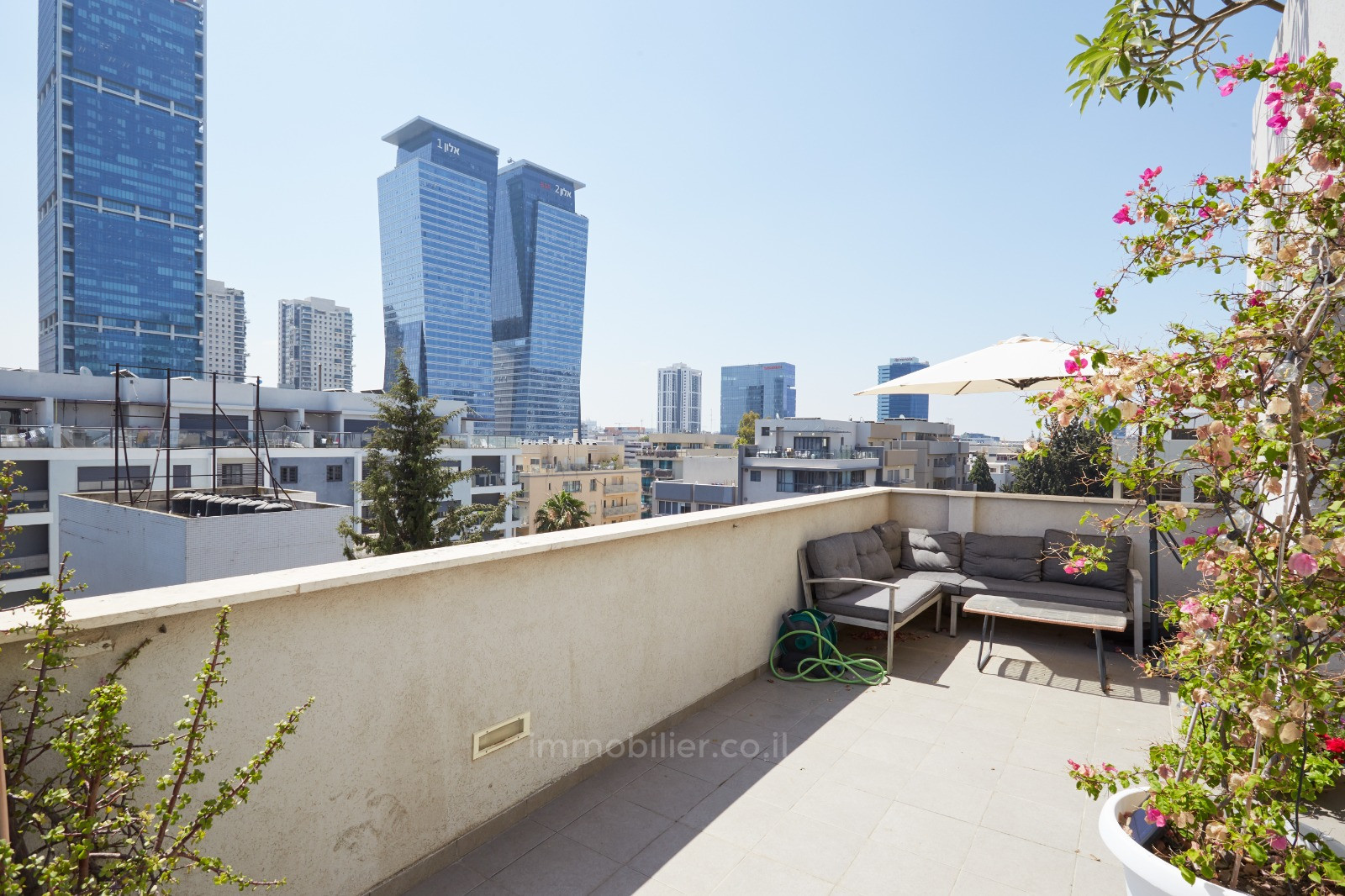 Duplex-Penthouse 5 Rooms Tel Aviv Montifiory 457-IBL-1176