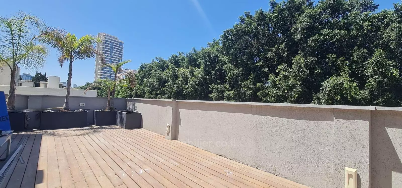 Penthouse 3 rooms Tel Aviv City center 457-IBL-1184