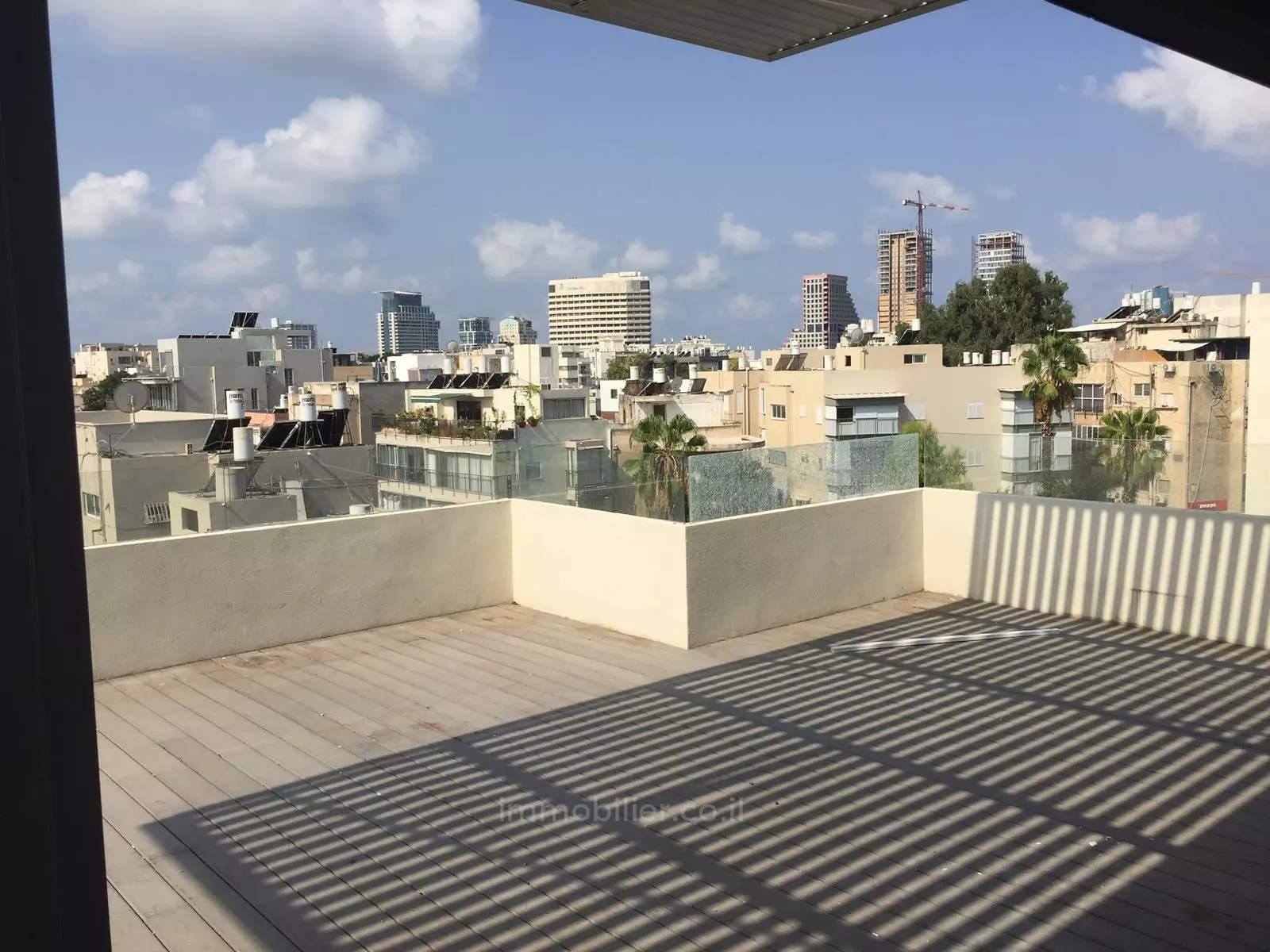 Duplex-Penthouse 4 rooms Tel Aviv City center 457-IBL-1196