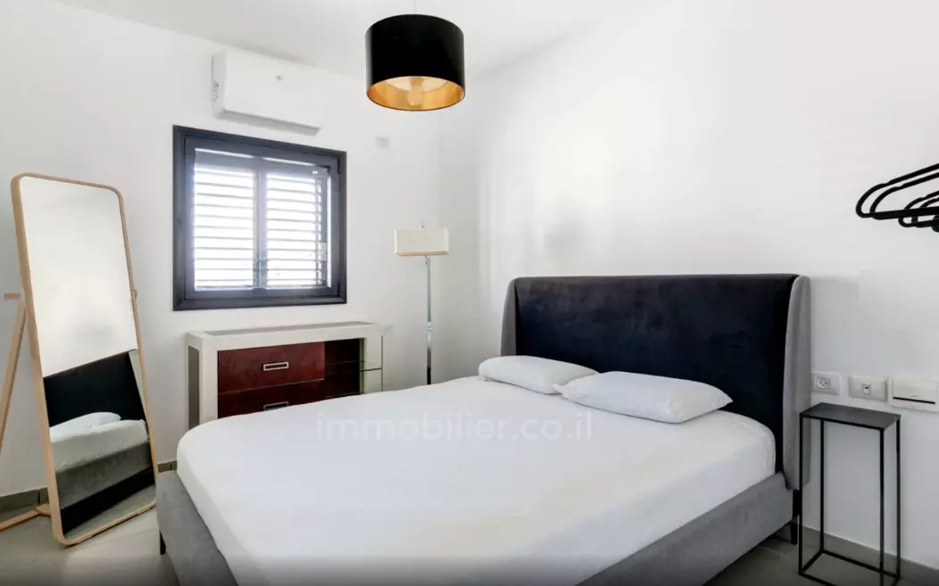 Apartment 2 rooms Tel Aviv Florentine 457-IBL-1204