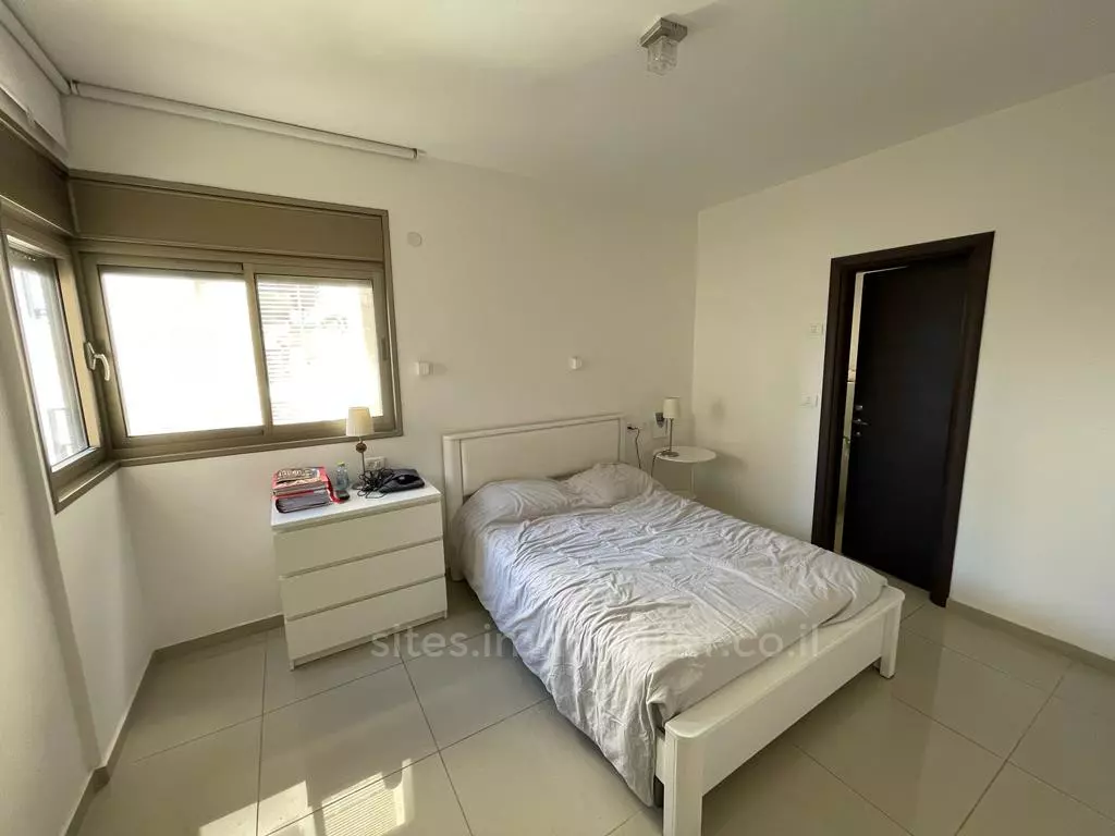 Apartment 5 rooms Netanya Sea 457-IBL-1215