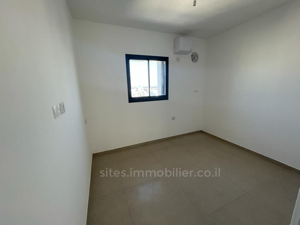 Apartment 5 Rooms Netanya Sea 457-IBL-1239