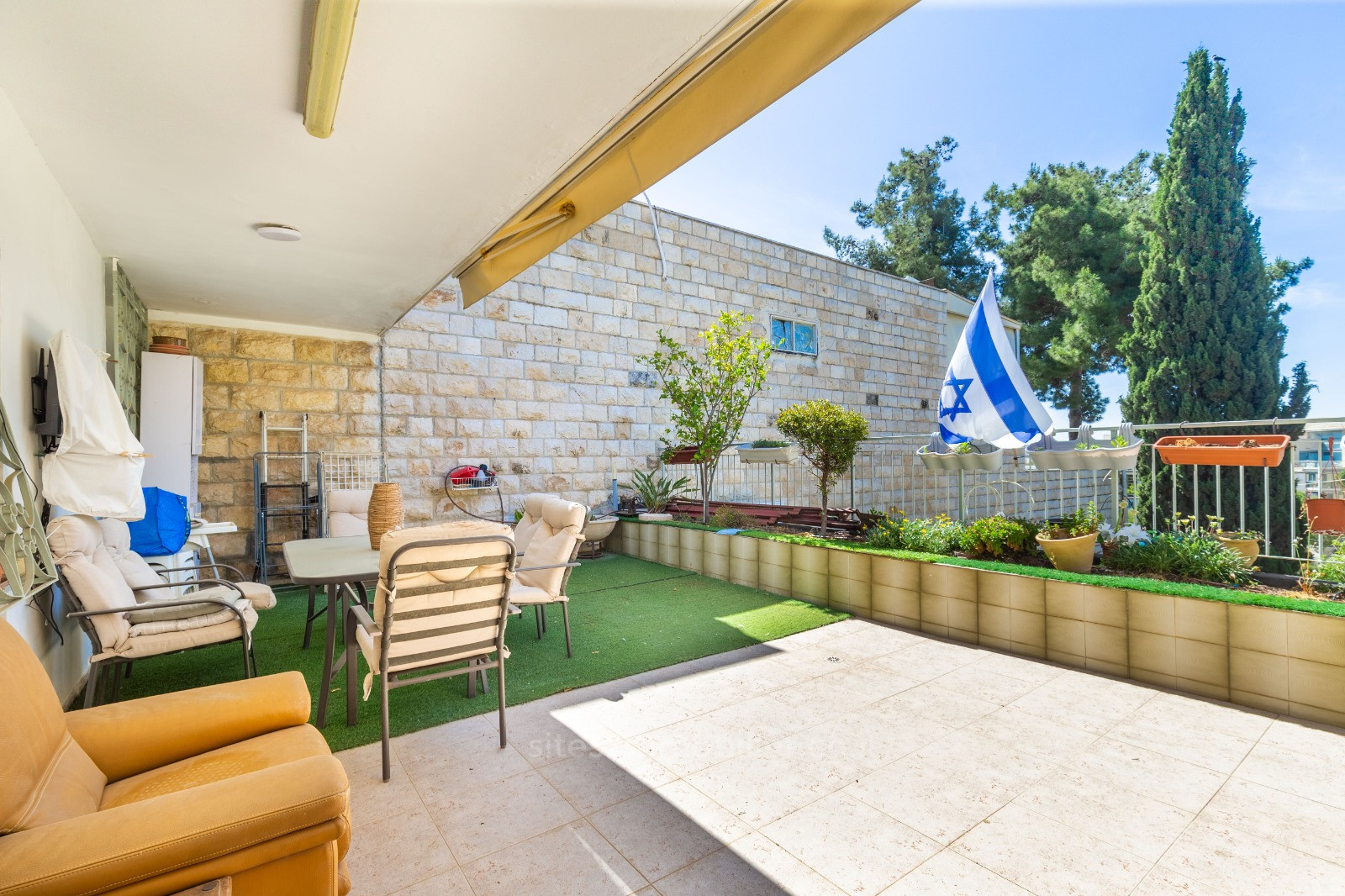 Apartment 4 Rooms Jerusalem Ramat Denia 457-IBL-1265