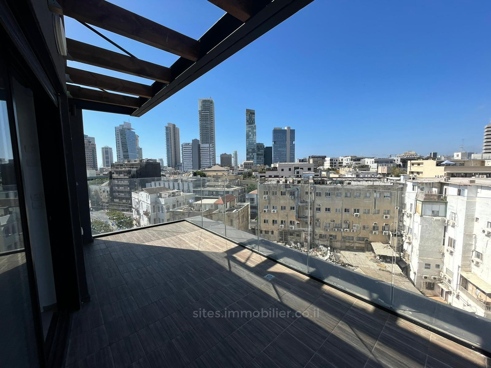 Duplex 3 Rooms Tel Aviv Florentine 457-IBL-1266