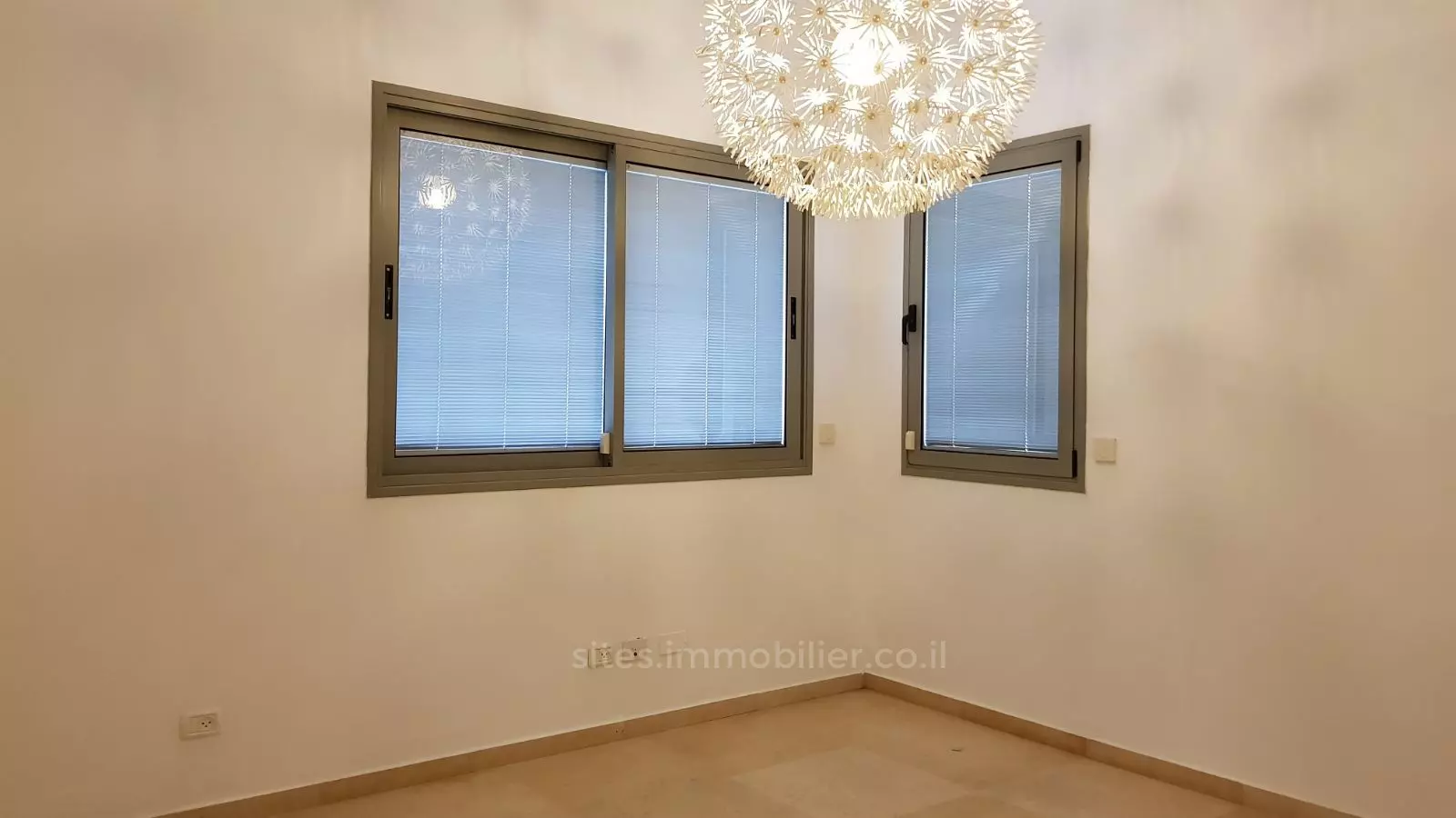 Apartment 3 rooms Tel Aviv City center 457-IBL-1274