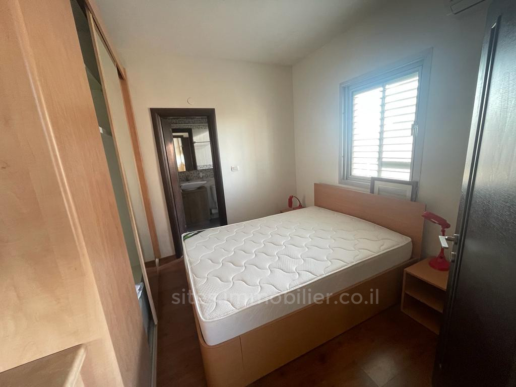 Apartment 5 Rooms Netanya City center 457-IBL-1281