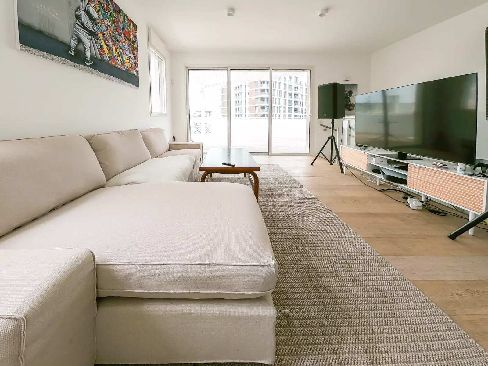 Penthouse 4 rooms Tel Aviv City center 457-IBL-1291