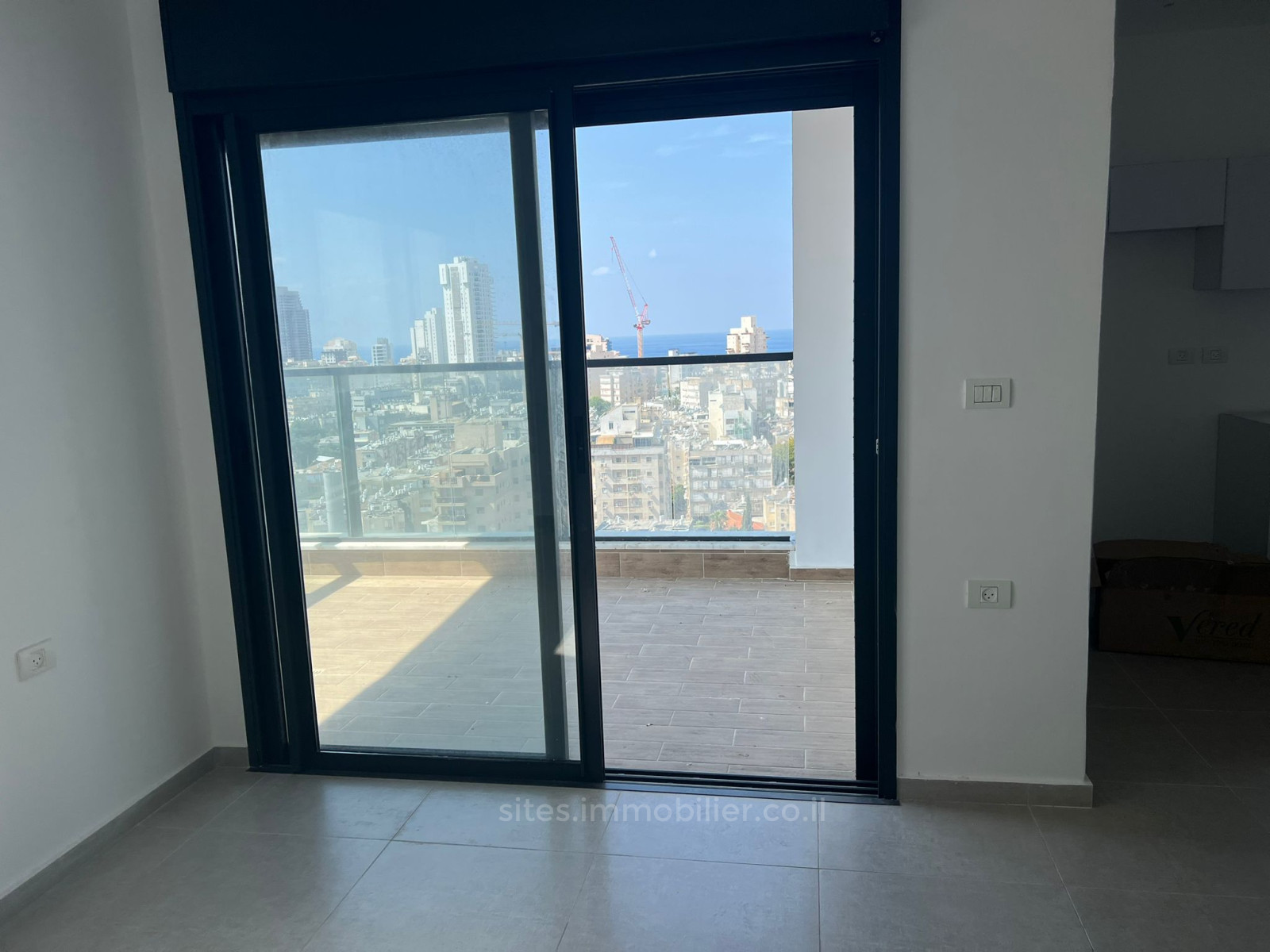 Apartment 3 Rooms Netanya City center 457-IBL-1299