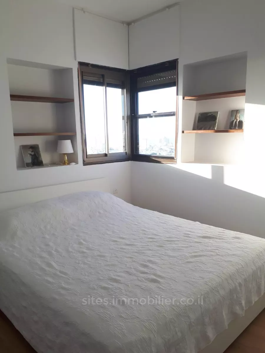 Apartment 2 rooms Tel Aviv Dizengof 457-IBL-1304