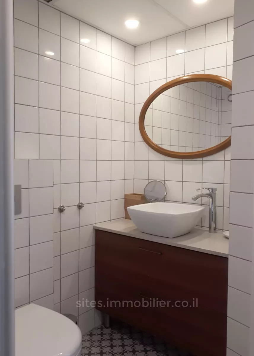 Apartment 2 rooms Tel Aviv Dizengof 457-IBL-1304