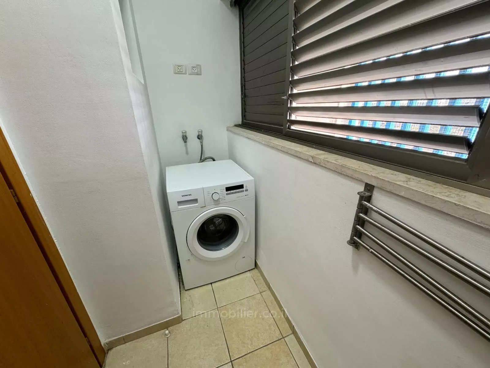 Apartment 4 Rooms Netanya Kikar 457-IBL-1310