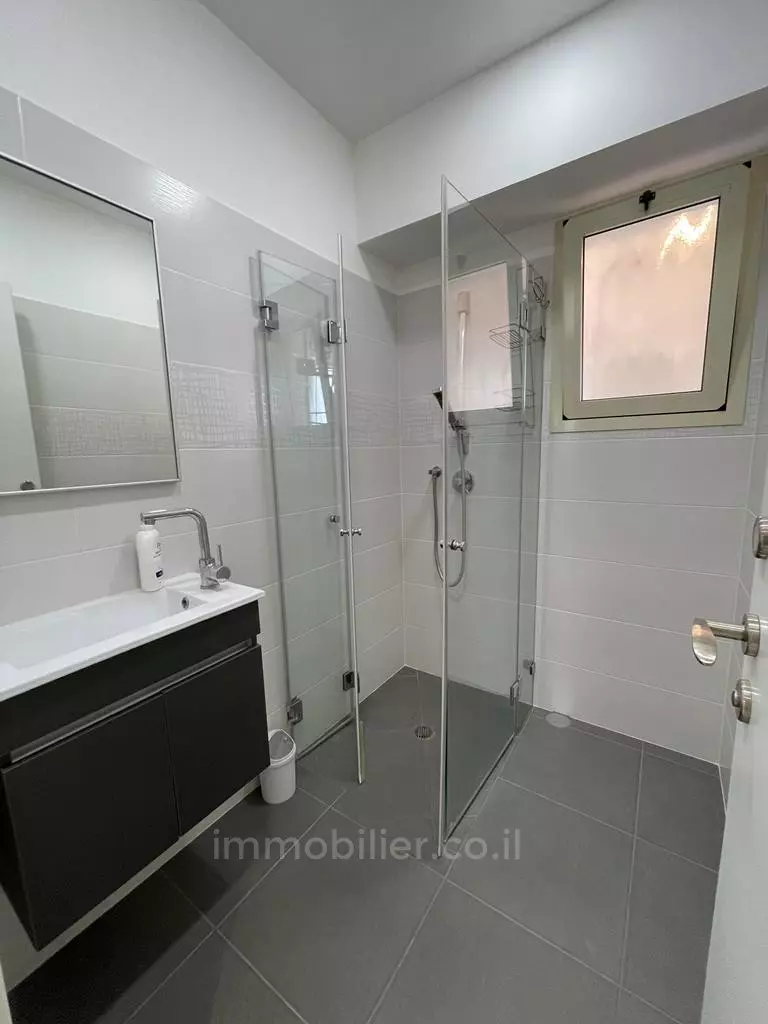 Apartment 4 rooms Netanya Kiriat Hasharon 457-IBL-1320