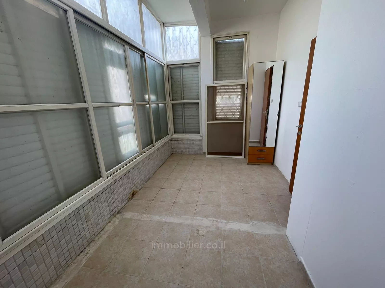 Apartment 3 rooms Netanya City center 457-IBL-1325