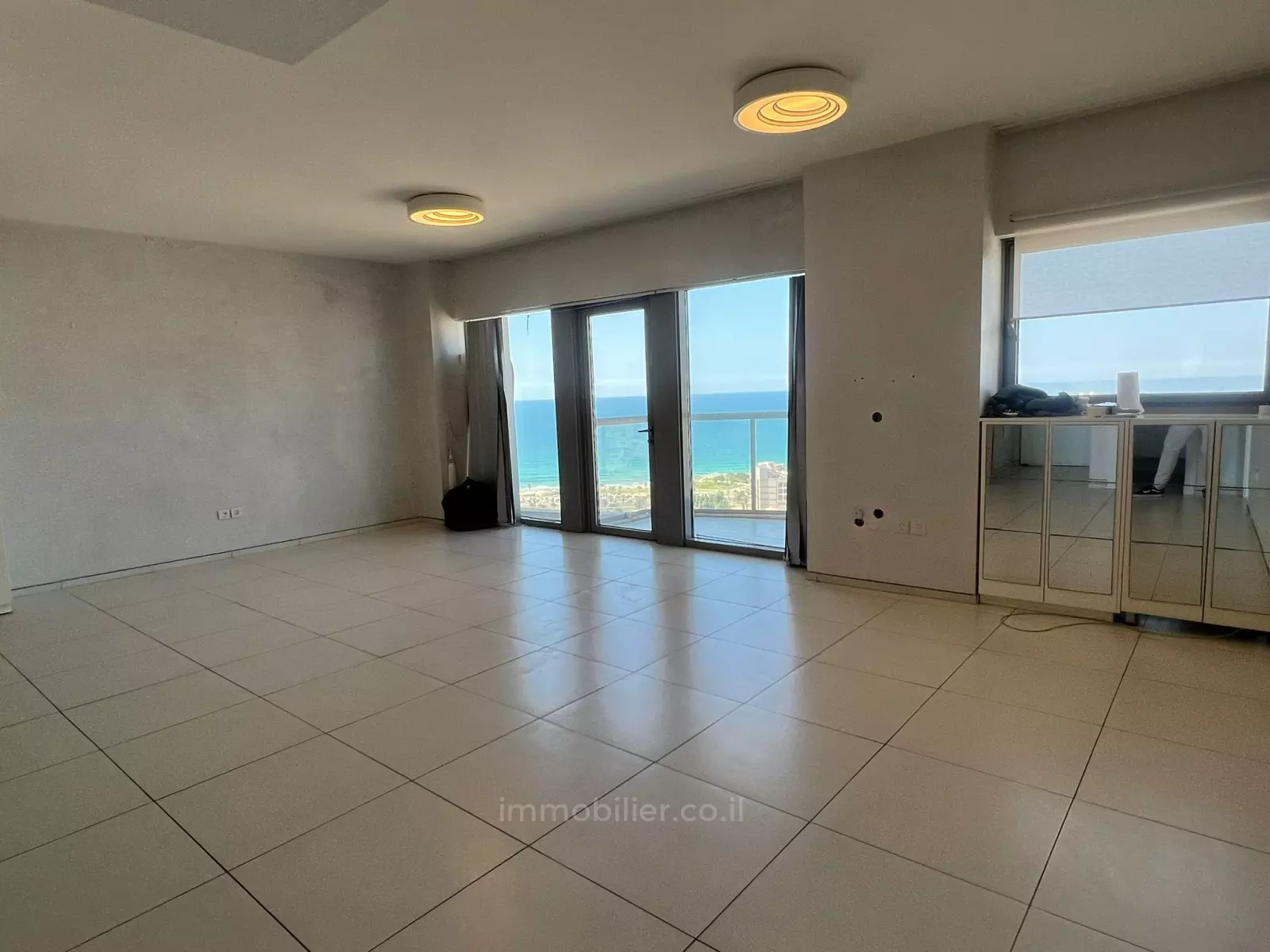 Apartment 3 rooms Tel Aviv Neve Tsedek 457-IBL-1336