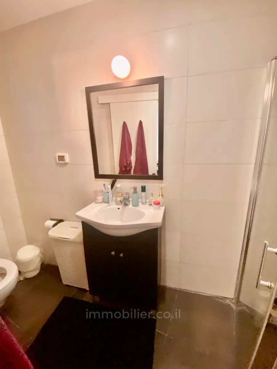 Apartment 2 rooms Tel Aviv quarter of the sea 457-IBL-1341