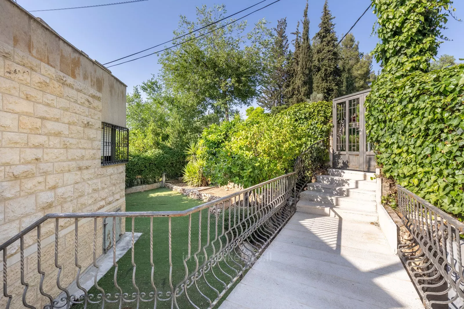 Cottage 10 rooms Jerusalem Har Nof 457-IBL-1343