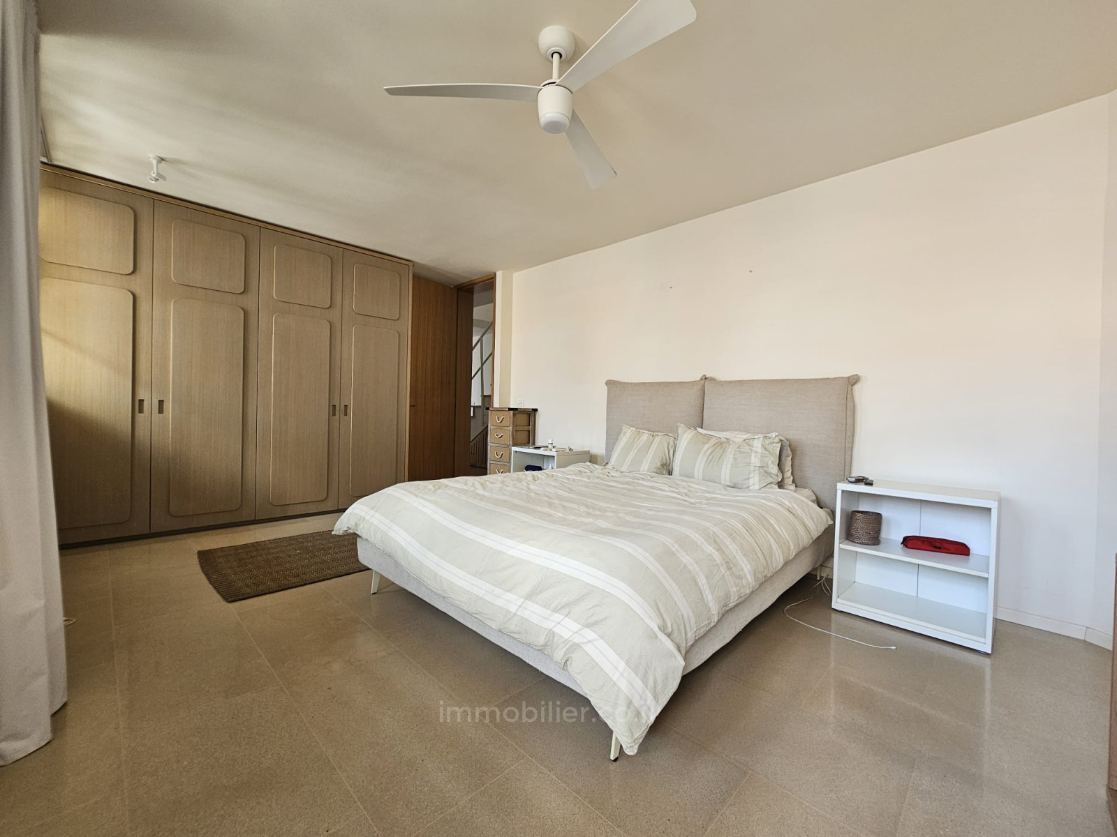 Duplex-Penthouse 4 Rooms Tel Aviv Neve Tsedek 457-IBL-1363