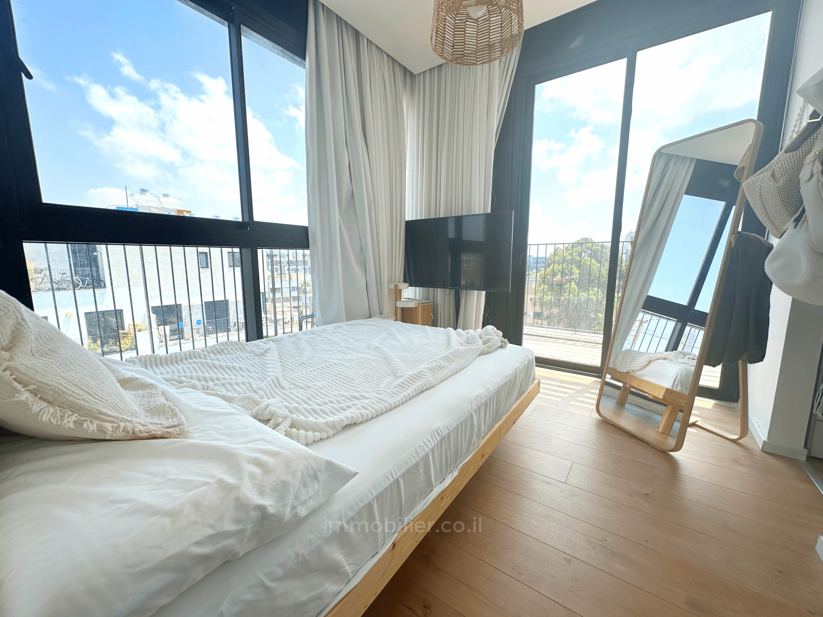 Penthouse 4 Rooms Tel Aviv Florentine 457-IBL-1365