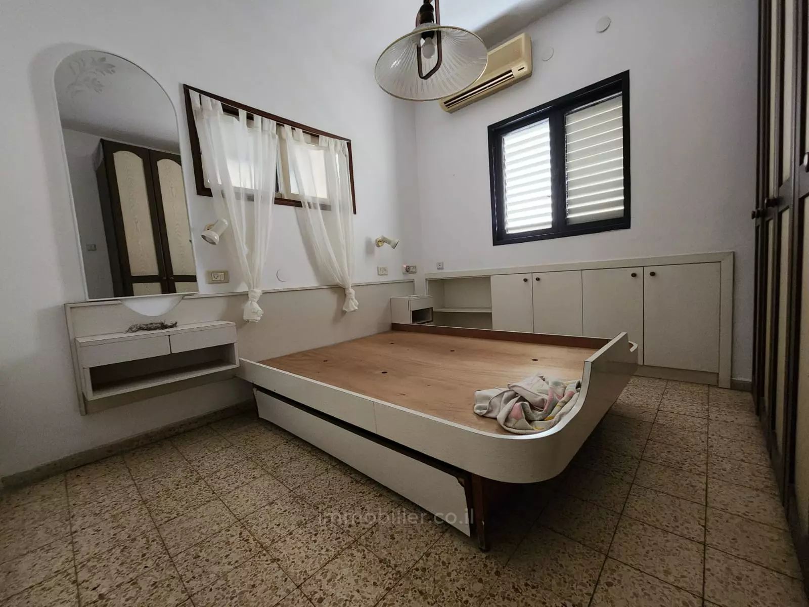 Duplex 5.5 Rooms Ramat Gan Newe Yehoshua 457-IBL-1368